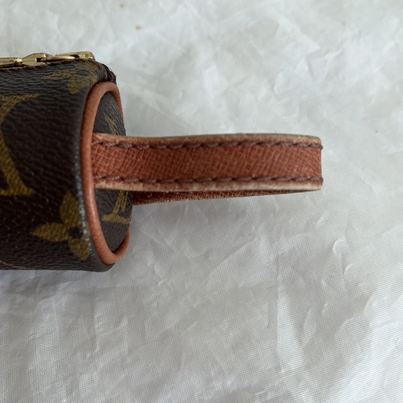 Louis Vuitton Nano Papillon Coin Purse - Picture 7 of 13